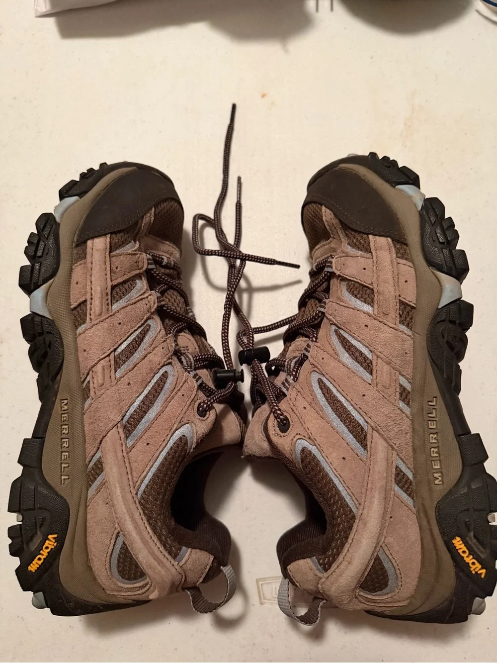 Merrell Brown and Tan Women's Winter/Rain Boots
